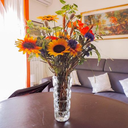 H11 Terrazzo Al Mare - Riva Ligure - Spiagge Apartment Екстериор снимка