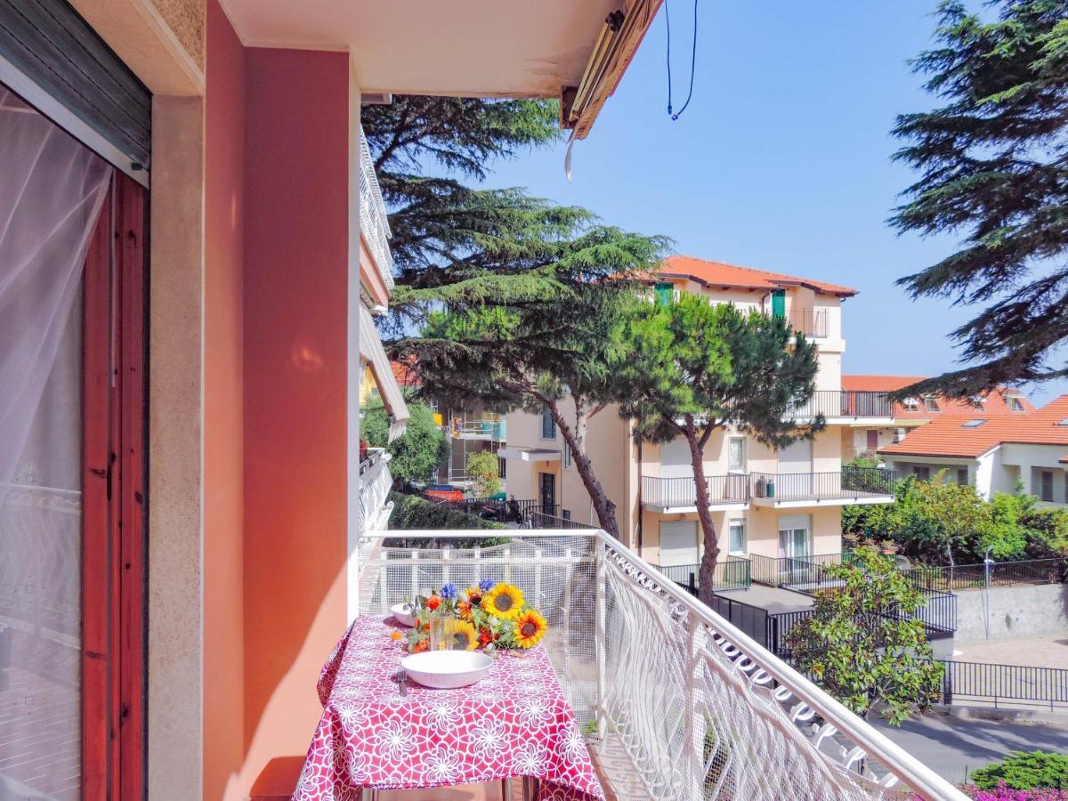H11 Terrazzo Al Mare - Riva Ligure - Spiagge Apartment Екстериор снимка